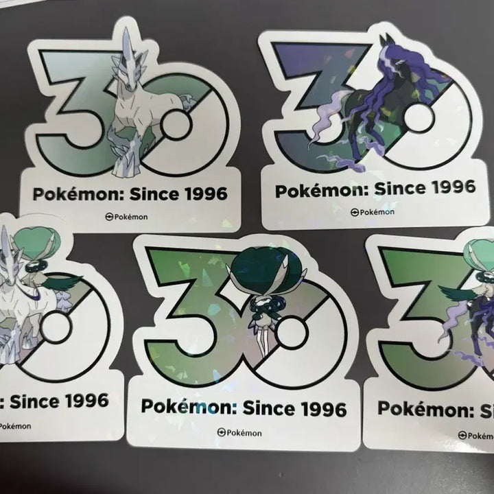 [BUNJANG] Pokemon 30th Anniversary Logo Sticker Set: Spectrier &amp; Glastrier / 포켓몬 30주년 로고 스티커 버드렉스 레이스포스 블리자포스
