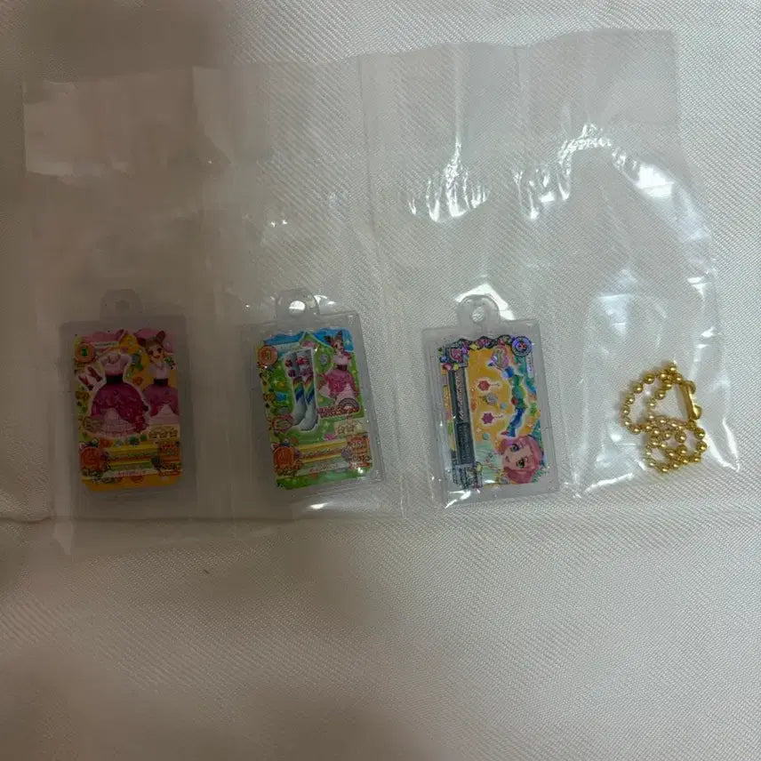[BUNJANG] Aikatsu! Card Charm - Shirogane Lily / 아이엠스타 아이카츠 가챠 카드 키링 슈 오토메 판매