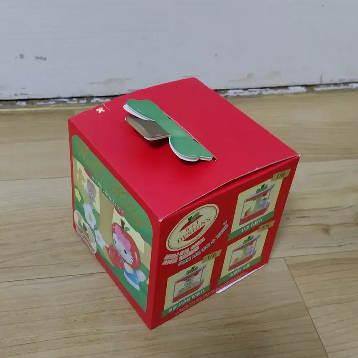 [BUNJANG] Sanrio Hello Kitty Apple Village Figure (Sealed) / (미개봉) 정품 헬로키티 사과마을 피규어