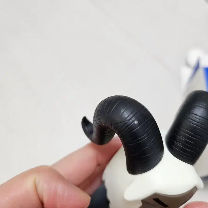 [BUNJANG] Pop Mart x Hands in Factory Honz Yard TIM Figure / 팝마트&amp;핸즈인팩토리 혼즈야드 TIM