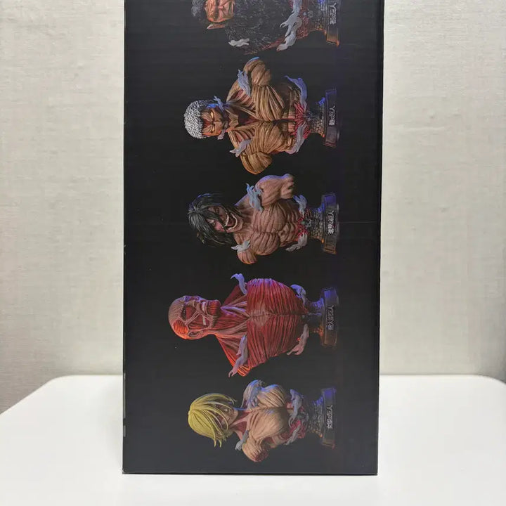 [BUNJANG] JoyStation Attack on Titan Armored Titan Bust Resin Figure / 조이스테이션 진격의거인 갑옷거인 흉상 레진 피규어