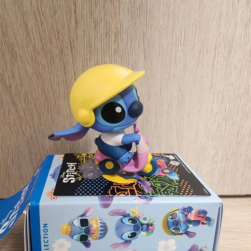 [BUNJANG] Hot Toys Stitch Cosbi Collection Scooter Figure Random Blind Box / 핫토이 스티치 코스비 컬렉션 피규어 랜덤 블라인드 박스 가챠 스쿠터