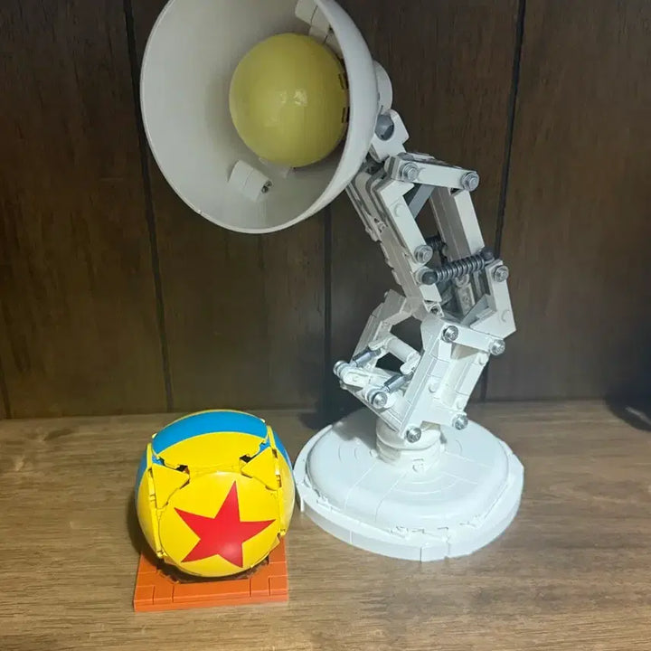 [BUNJANG] LEGO Juniors Luxo Jr. Assembled Set / 21357 레고 룩소 주니어 완성품