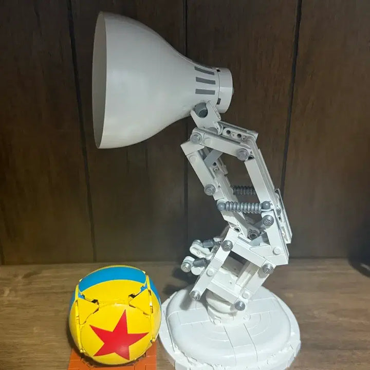 [BUNJANG] LEGO Juniors Luxo Jr. Assembled Set / 21357 레고 룩소 주니어 완성품