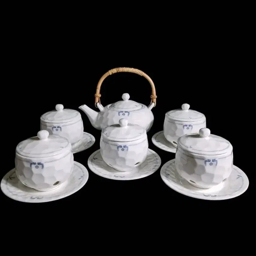 [BUNJANG] Cheong Wa Dae Double Pierced White Porcelain Phoenix Tea Set / 청와대 이중 투각 백자 봉황문 다기 셋트