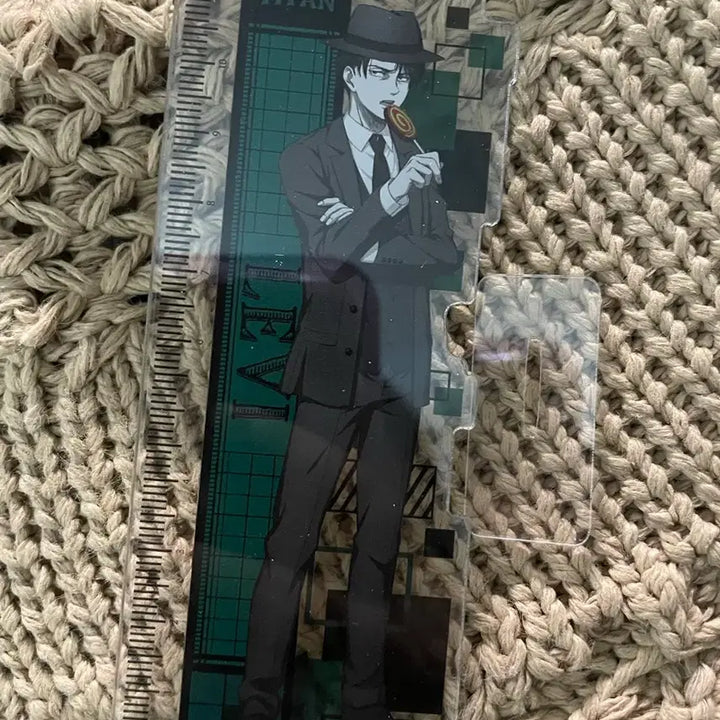 [BUNJANG] Attack on Titan Levi Ackerman Desk Monitor Acrylic Standee / 진격거 리바이 아커만 데스크모니터 아크릴스탠드