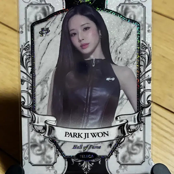 [BUNJANG] fromis_9 Jiwon Tereca SSP Hall of Fame Photocard / 프로미스나인 박지원 테레카 SSP 홀오브패임