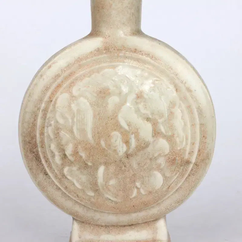 [BUNJANG] White Porcelain Peony Decorated Flask Vase / 백자모란문 편병
