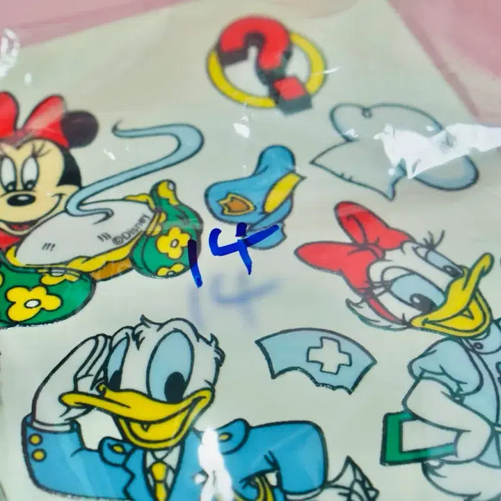 [BUNJANG] Unitech Mickey Mouse &amp; Donald Duck Retro Stickers / [고전문구] 유니테크스티커 미키마우스 도날드덕 스티커 레트로 수집 디즈니