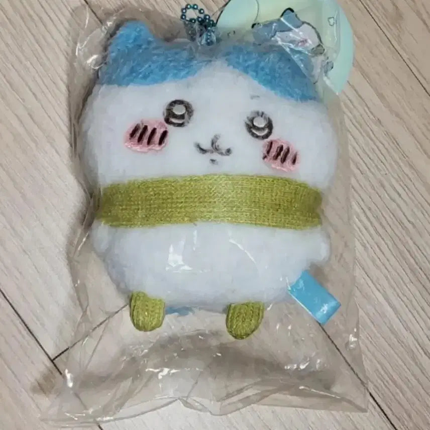 [BUNJANG] Hachiwara Plush Scarf / 목도리 하치와레 인형 판매