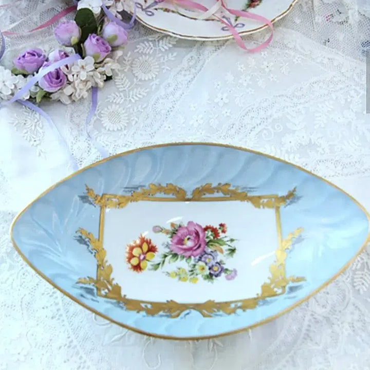 [BUNJANG] Antique French Limoges Hand-Painted Gilded Boat-Shaped Bowl / 앤틱 프렌치 리모지 핸드페인팅과 금장 포인트 보트쉐입 볼