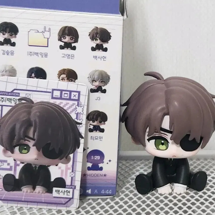 [BUNJANG] Gwaedam Cheulgeun All Sitting Figure Baek Saheon / 괴담출근 모두앉아 피규어 백사헌 양도