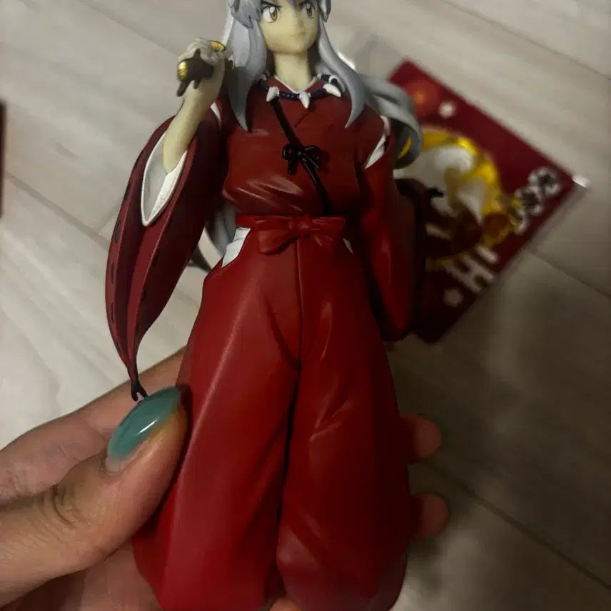 [BUNJANG] Inuyasha Figure with Service Badge / 이누야샤 피규어(서비스 뱃지)