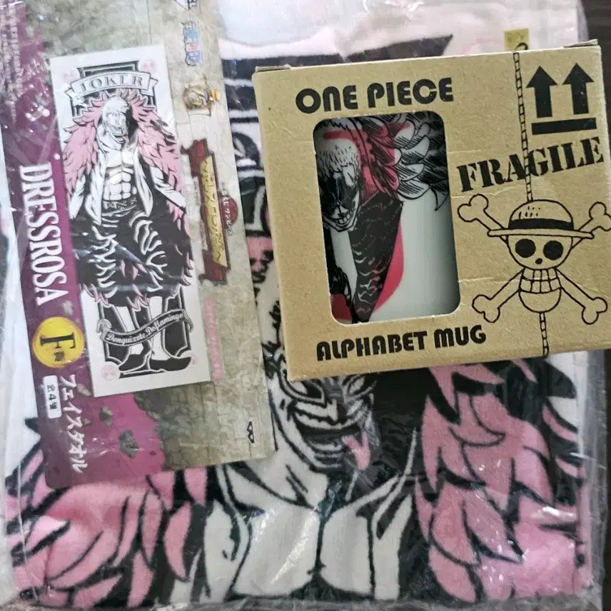 [BUNJANG] One Piece Doflamingo Mug, Ichiban Kuji Bowl, Towel Set / 원피스 도플라밍고 머그컵, 제일복권 이치방쿠지 그릇 타월 새것 3종 일괄