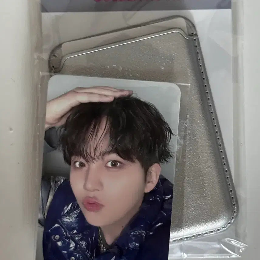 [BUNJANG] ATEEZ Magnetic Card Case Golden Hour Part.5 Jongho Photocard / 에이티즈 마그네틱 카드 케이스 골든아워 5부 종호 포카