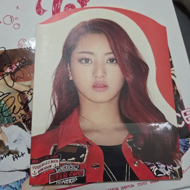 [BUNJANG] Twice The Story Begins Signed Album (Excludes Photocard) / 트와이스 우아하게 친필싸인앨범 (포카x)