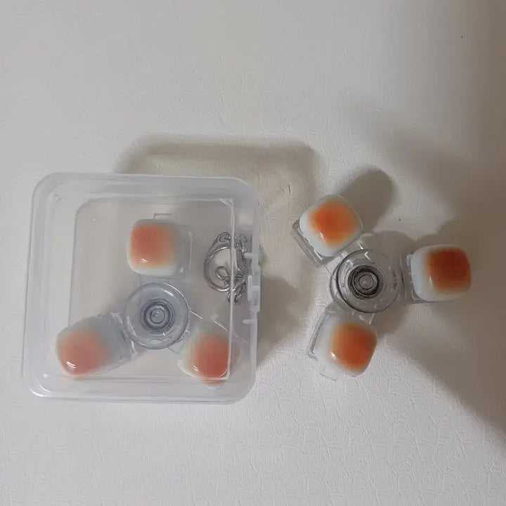 [BUNJANG] LED Toast-Shaped Fidget Spinner Clicker Keycap Bundle / 새상품 2개일괄) LED 식빵 피젯스피너 키캡 클릭커
