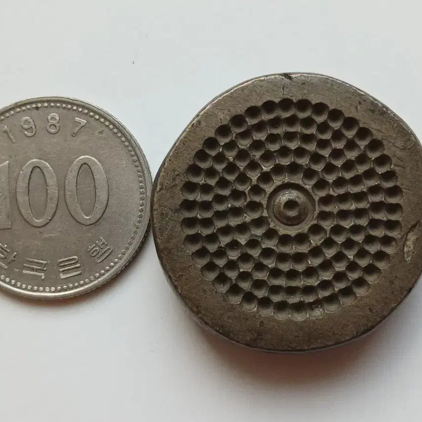 [BUNJANG] Unidentified Ancient Coinage (Myeongseong) - Thick and Aged / 51g 엄청난 두께와 전질의 미상 별전류