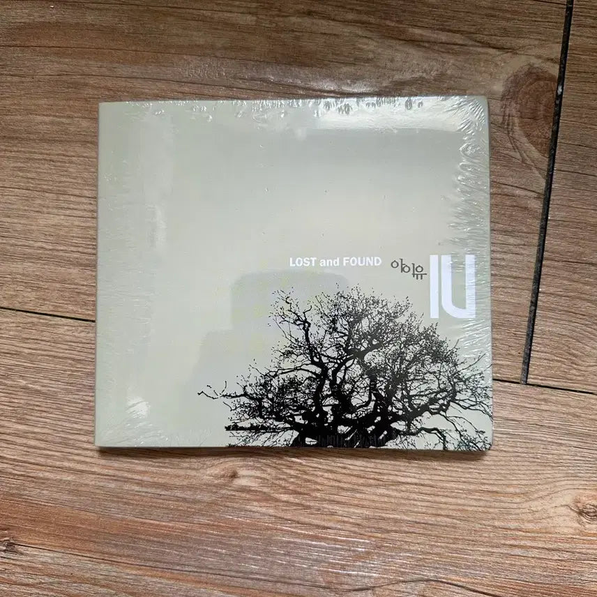 [BUNJANG] IU Lost and Found Limited Edition Album / 아이유 Lost and Found
