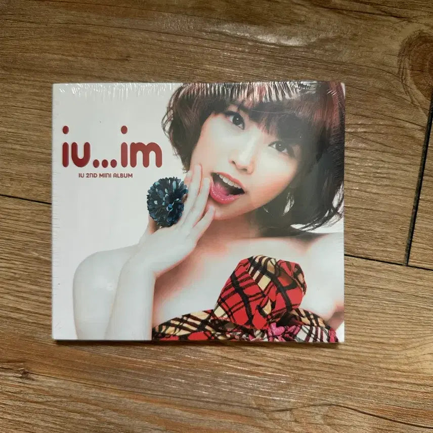 [BUNJANG] IU iu..im 2nd Mini Album / 아이유 iu..im 앨범