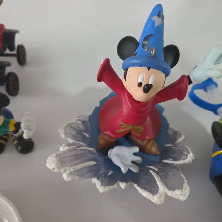 [BUNJANG] Disney Fantasia Mickey Mouse &amp; Minnie Mouse Figures &amp; PEZ Dispensers Bundle Set / 디즈니 판타지아 미키마우스 미니마우스 피규어 디스펜서 등 일괄