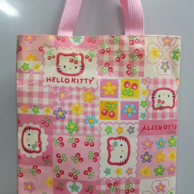 [BUNJANG] Classic Kitty Cherry Kitty Shoulder Bag / 고전키티 체리키티 보조가방