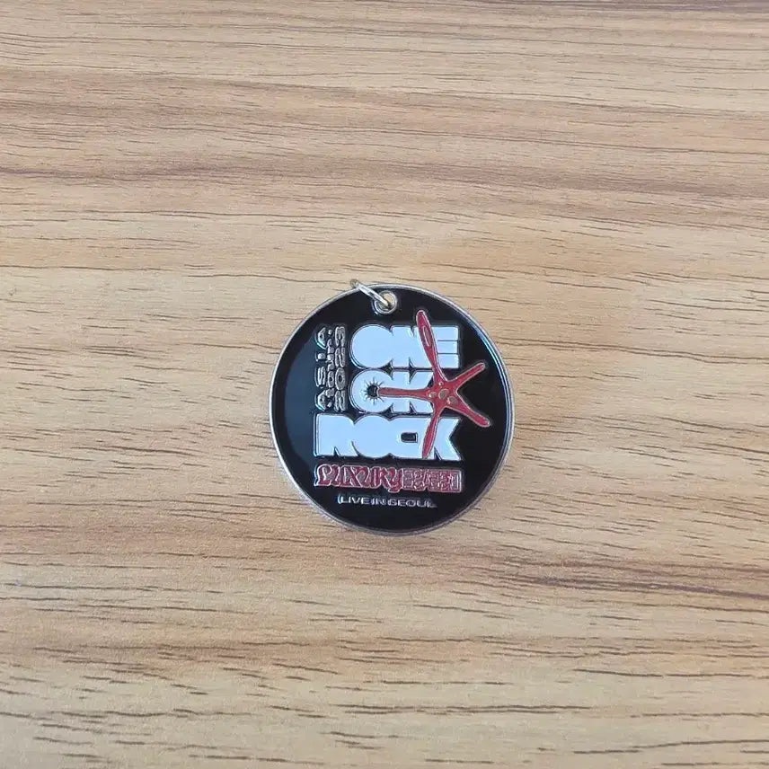 [BUNJANG] ONE OK ROCK 2023 Seoul Limited Edition Badge / one ok rock 2023 내한 굿즈 한정판 뱃지 원오크락