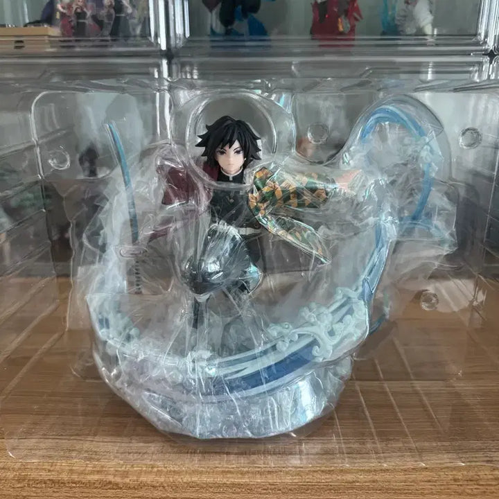 [BUNJANG] Demon Slayer Giyu Tomioka Figure / 귀멸의 칼날 토미오카 기유 피규어