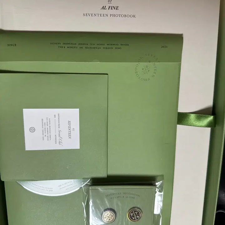 [BUNJANG] SEVENTEEN Social Club Photobook / 세븐틴 포토북 Social Club