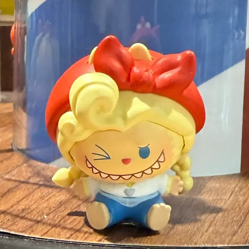 [BUNJANG] POP MART Labubu Hair Salon Series Blind Box Figure / [당일발송] 팝마트 라부부 헤어살롱 팝빈 피규어