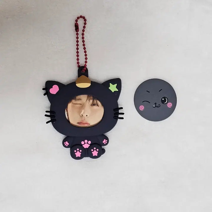 [BUNJANG] NCT WISH Our Wish Concert MD Riku Pin Button Holder Set (Kuri) / 엔시티위시 아워위시 콘서트 엠디 리쿠 핀버튼 홀더 세트(쿠리)