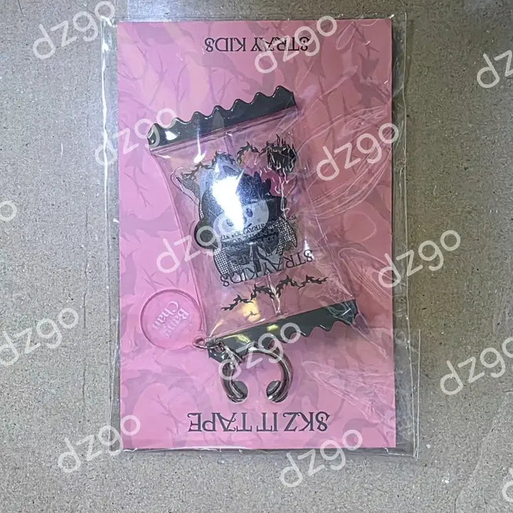 [BUNJANG] Stray Kids DO IT WolfChan Shaker Keyring / Straykids DOIT  Shaker keyring WolfChan