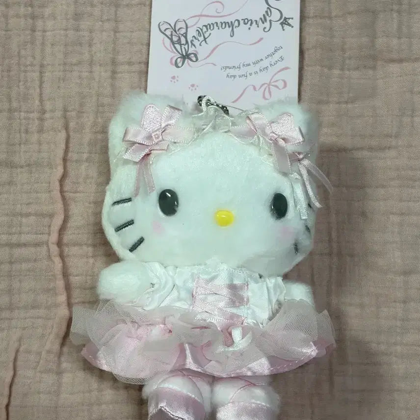 [BUNJANG] Sanrio Shironeko Ballerina Hello Kitty / (정품) 산리오 시로네코 발레리나 헬로키티