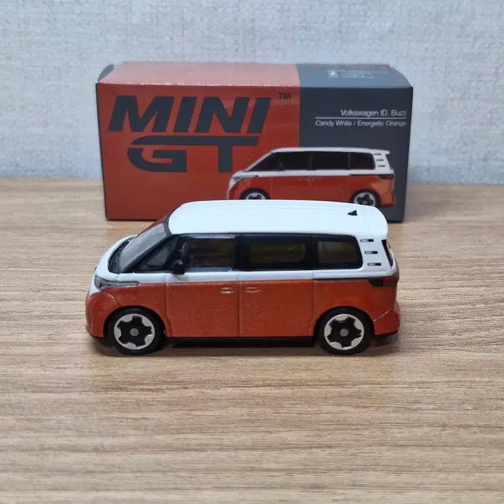 [BUNJANG] Minini GT Volkswagen ID. Buzz Diecast Model / 미니지티 폭스바겐 ID 버즈 급처합니다(가격다운)