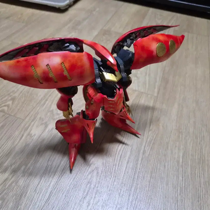[BUNJANG] MekaniCore 1/144 Qubeley Elpeo Custom Painted Model Kit / 메카니코어 1/144 큐베레이 엘피플 커스텀 도색완성품