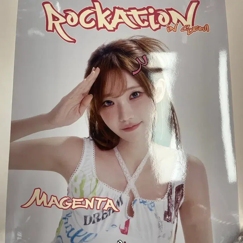 [BUNJANG] Location Poster + POB Photocard Set / qwer 락케이션 포스터+미공포 포카1셋