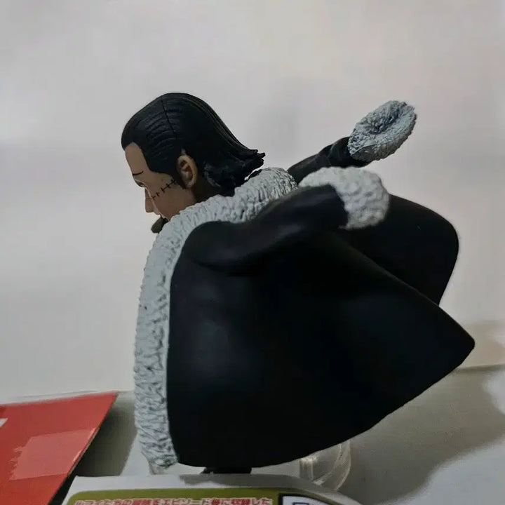 [BUNJANG] One Piece Crocodile World Collectable Figure Full Box / 원피스 크로커다일 월드콜렉터블 월콜 피규어 풀박 금고양이