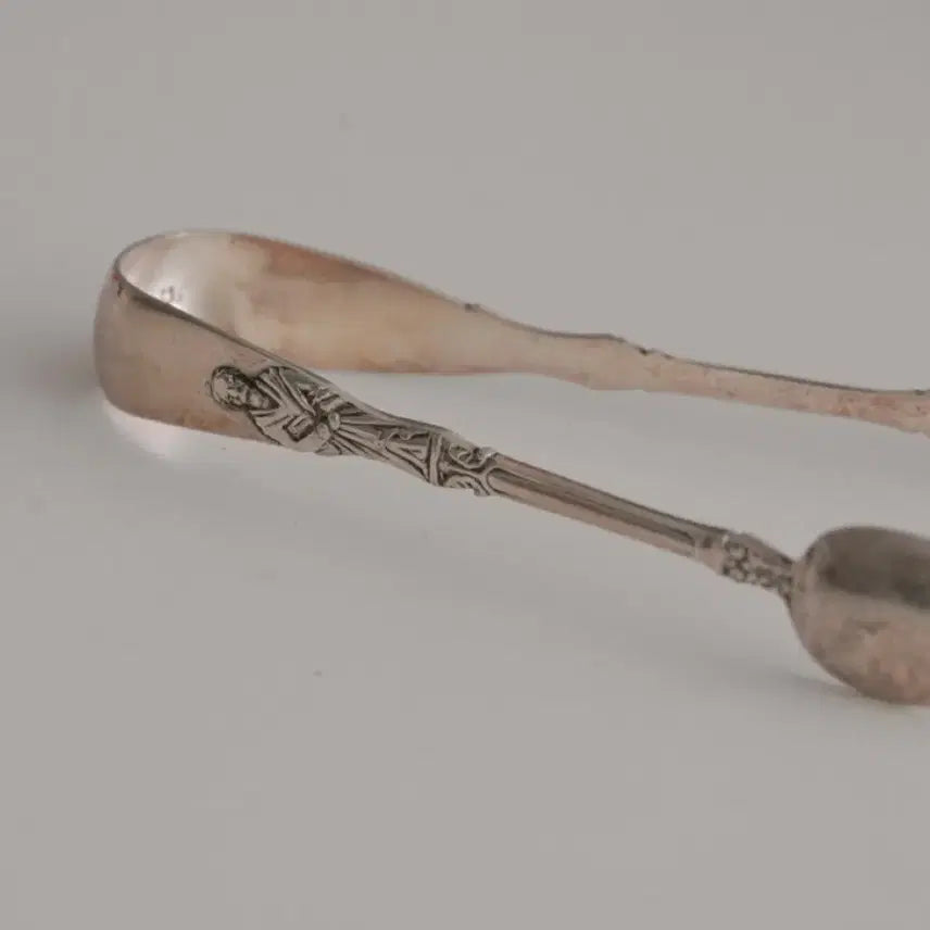 [BUNJANG] Vintage Silver-Plated Sugar Tongs (Sugar Cube Tongs) with Ancient Greek Figure / 빈티지 실플슈가 텅, 각설탕 집게