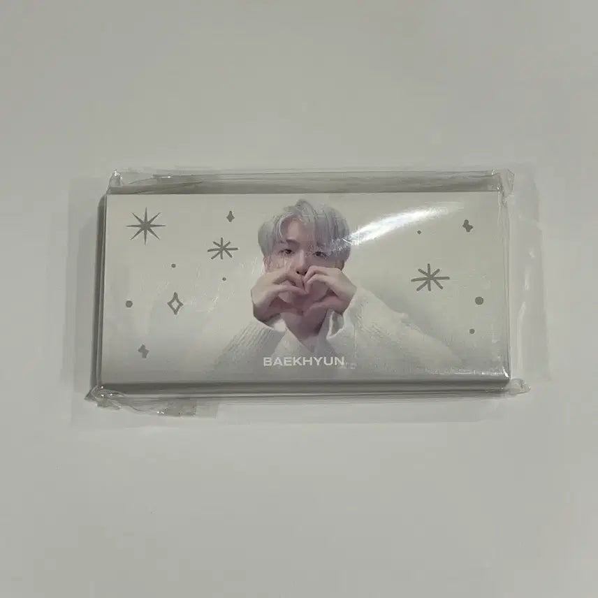 [BUNJANG] Baekhyun Official Photobook White Version / 백현 공식 포토북
