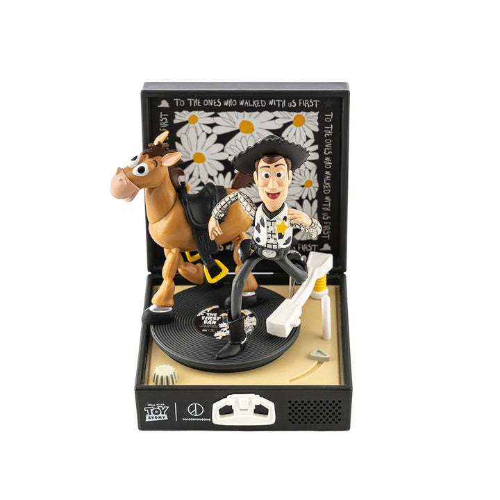 [BUNJANG] Peaceminusone x Toy Story The First Pew Diorama Record Player Figure / 토이스토리 피스마이너스원 더 퍼스트팬 디오라마 레코드 플레이어 피규어