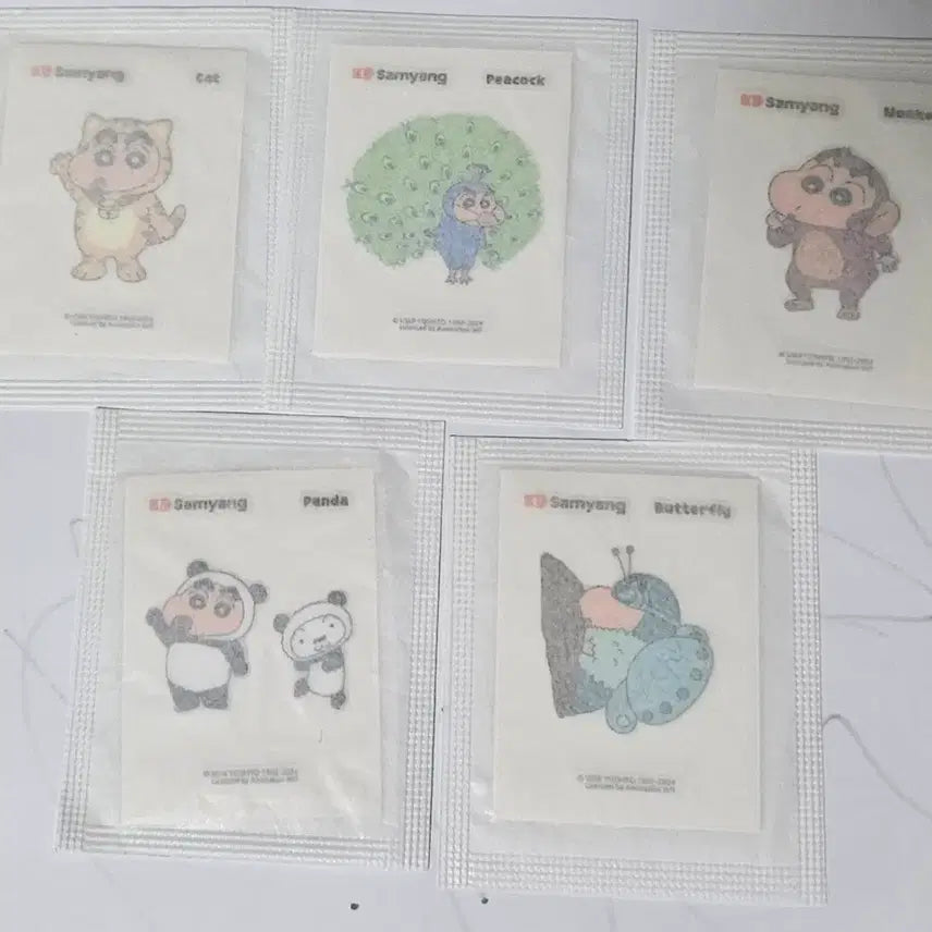 [BUNJANG] Crayon Shin-chan &amp; Cookie Run Sticker Set / 짱구, 쿠키런 띠부실 팝니다!