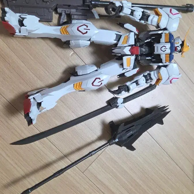 [BUNJANG] MG Barbatos Gundam Gunpla / mg 바다르 mg 발바토스 건담 건프라 가조