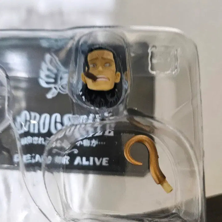 [BUNJANG] One Piece Crocodile FiguartsZERO Figure (Box Included) / 원피스 크로커다일 피규어아츠제로 피규어 박스O 금고양이