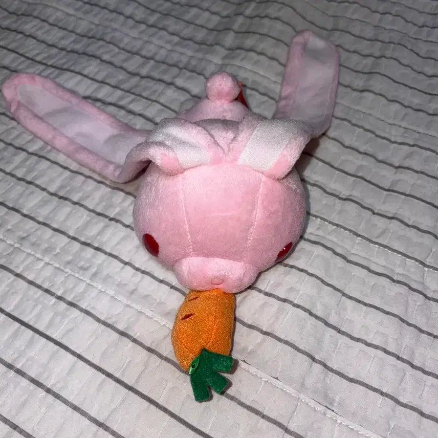 [BUNJANG] Carrot Rabbit Plush / 당근 범용토끼 당근먹는 범용토끼 분홍