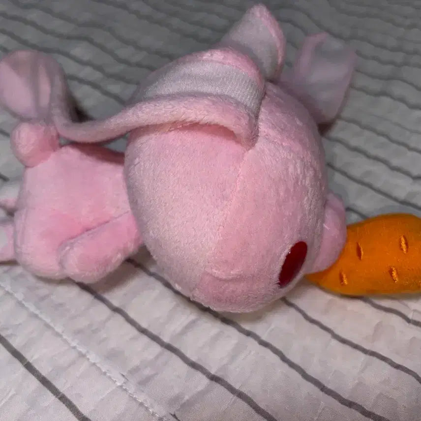[BUNJANG] Carrot Rabbit Plush / 당근 범용토끼 글루미베어 당근먹는 범용토끼 분홍