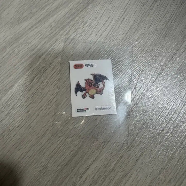 [BUNJANG] Pokemon Charizard Sticker / 리자몽 띠부씰 포켓몬스터 포켓몬 띠뿌실 0006 리자몽 스티커 포켓몬빵