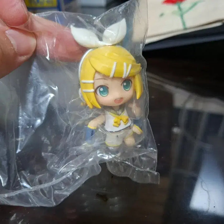 [BUNJANG] Nendoroid Kagamine Rin Puchi Figure (Sealed) / 넨도로이드 카가미네 린 푸치 넨도 미개봉