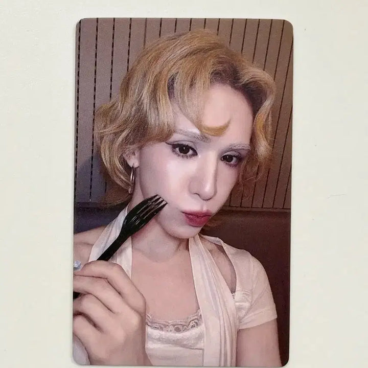 [BUNJANG] XLOV WUMUTI Peach Concept Photocard POB / 엑스러브 xlov 우무티 wumuti poca 미공포 포카