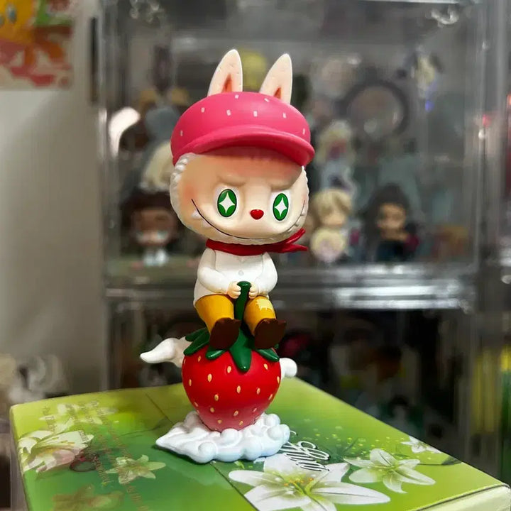 [BUNJANG] Labubu Fruit Series Strawberry Doll / 팝마트 라부부 과일 시리즈 딸기