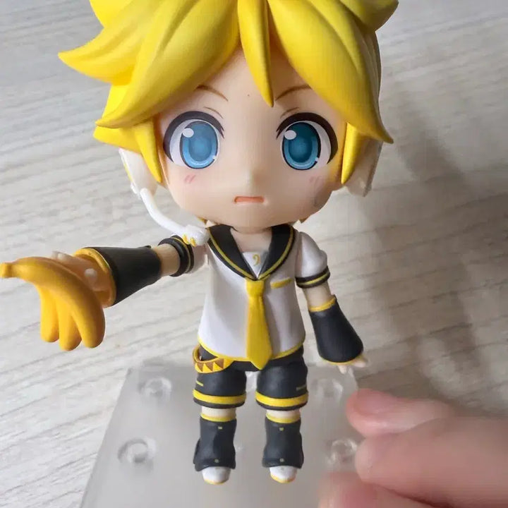 [BUNJANG] Kagamine Len Nendoroid / 카가미네 렌 넨도로이드 팝니당